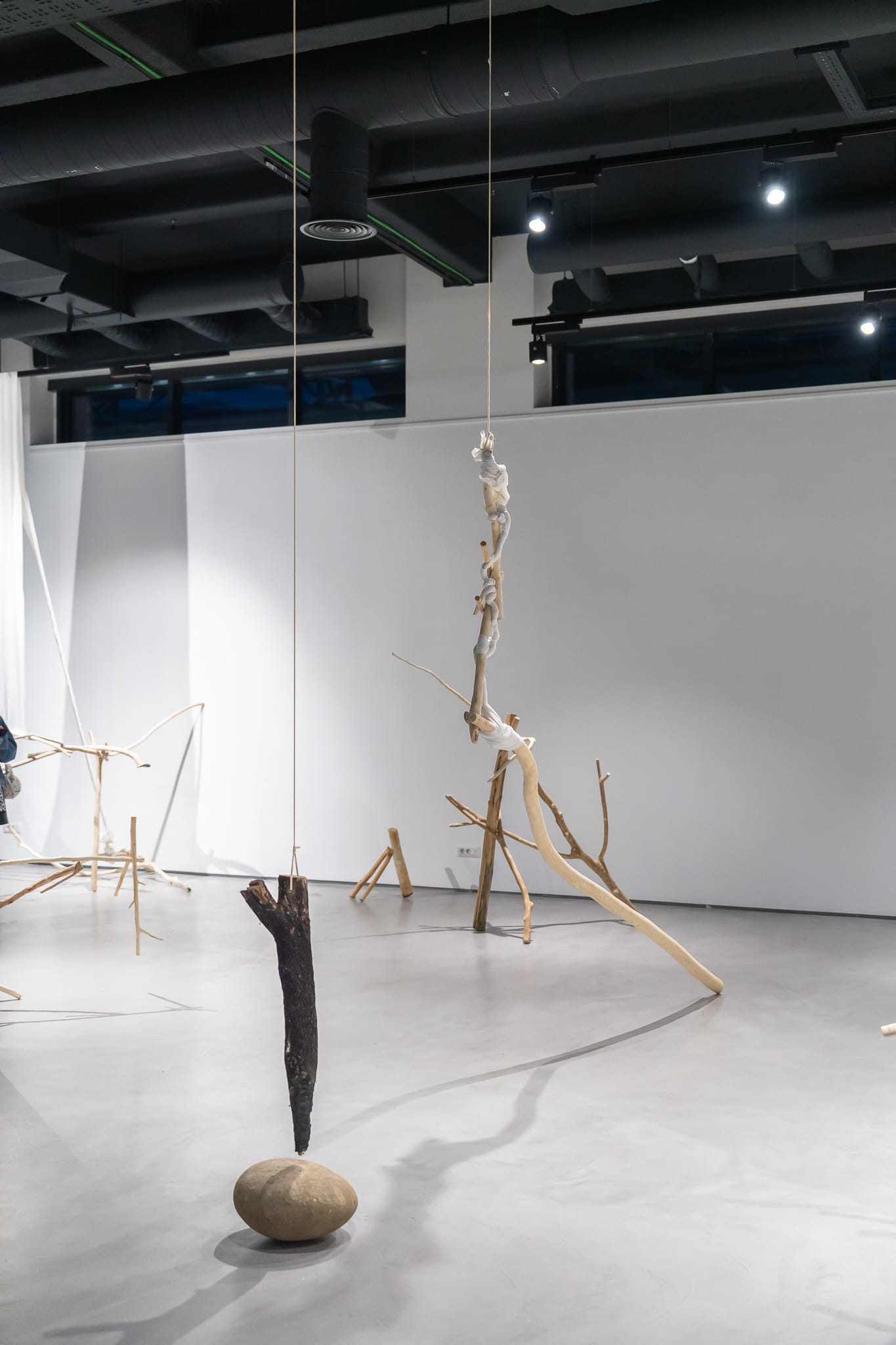 Featured image for “The Sublime of the Feedback Loop – Still 8”