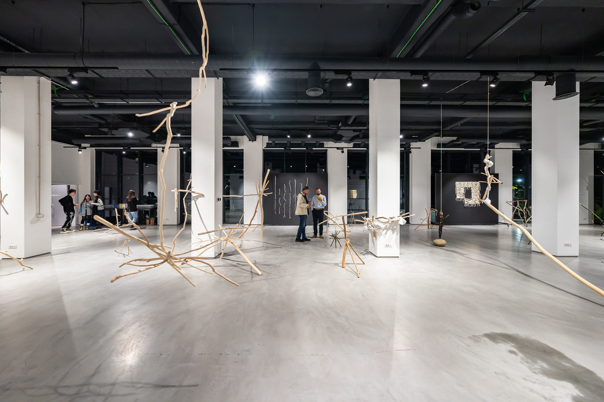 Featured image for “The Sublime of the Feedback Loop – Still 3”